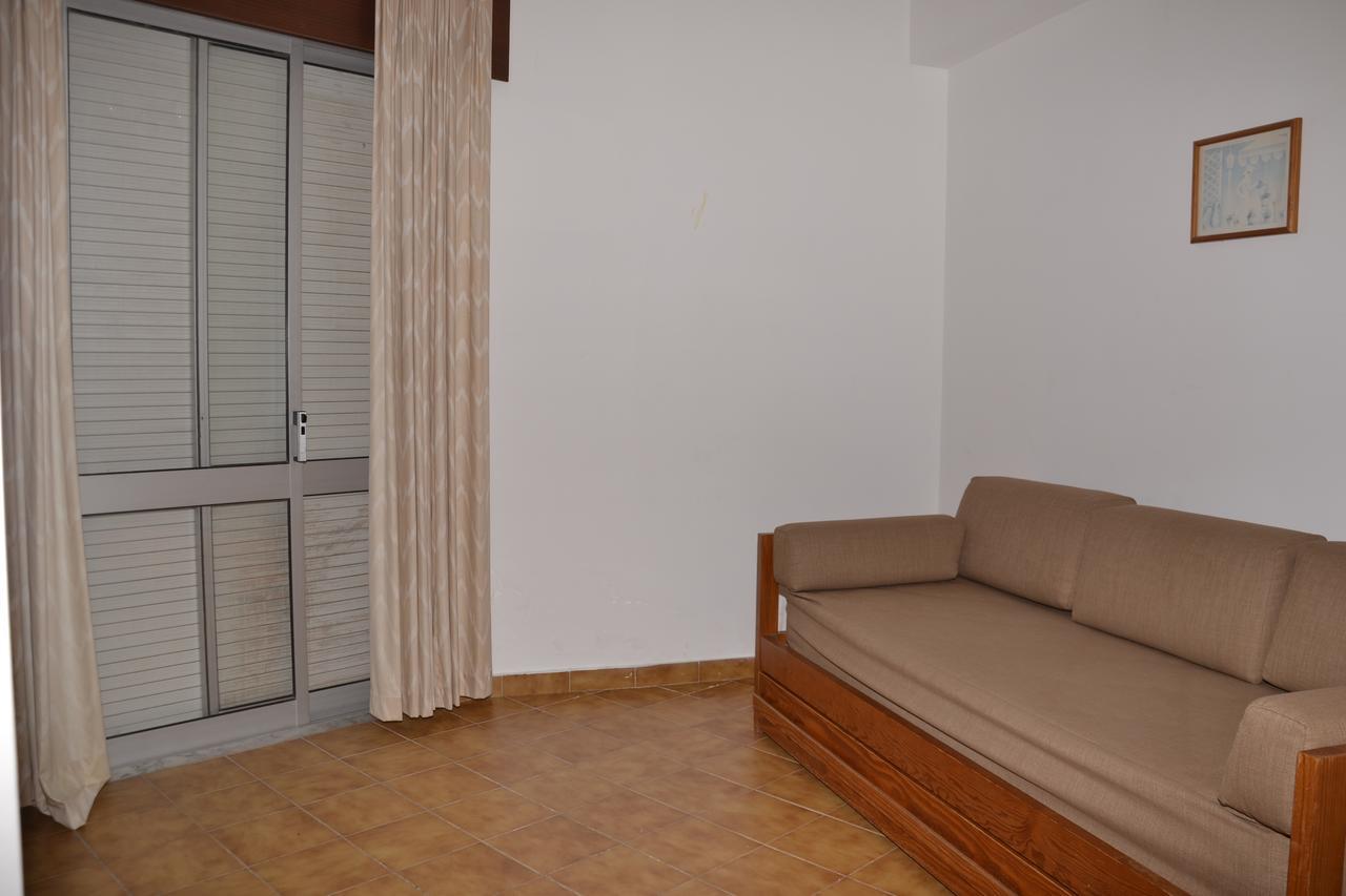 Squash Club Apartamentos Portimão Eksteriør bilde