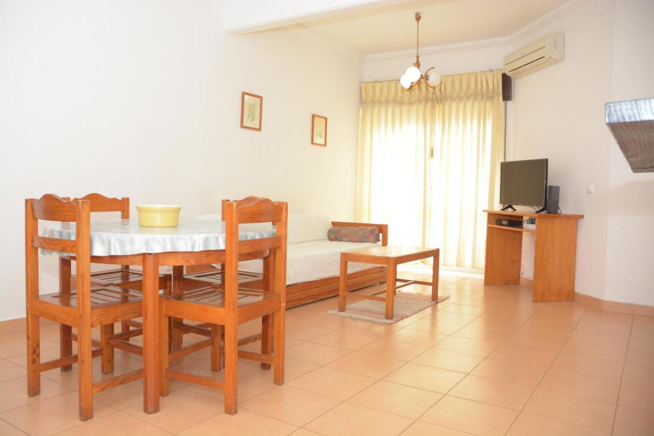 Squash Club Apartamentos Portimão Eksteriør bilde